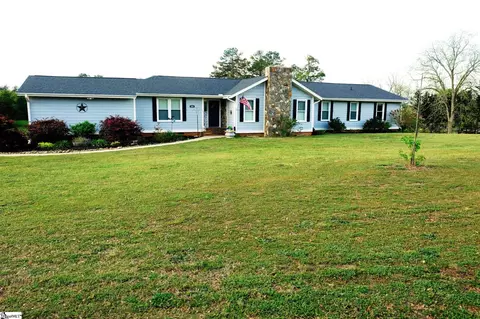 404 Airy Springs Rd, Easley, SC 29642