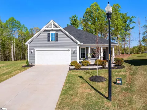 4250 Winding Ridge Ln, Boiling Springs, SC 29316