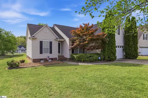 Exterior - 103 Timber Trace Way, Easley, SC 29642 photo 2 of 8