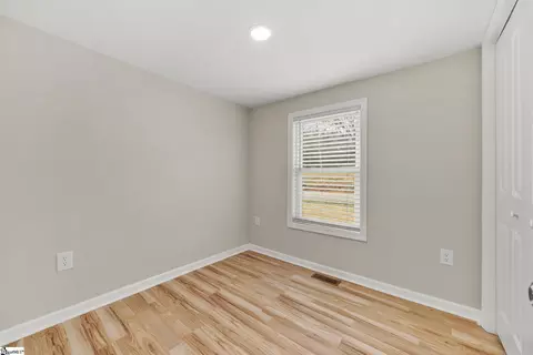139 Davis Rd, Easley, SC 29640 photo 12