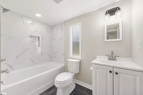 139 Davis Rd, Easley, SC 29640 photo 8