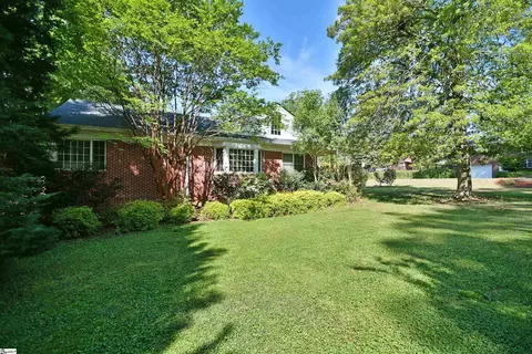 508 Fernwood Dr, Spartanburg, SC 29307
