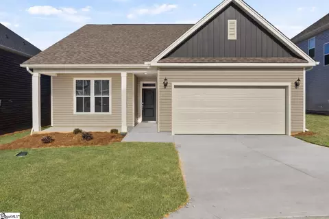 7 Torwood St, Fountain Inn, SC 29644