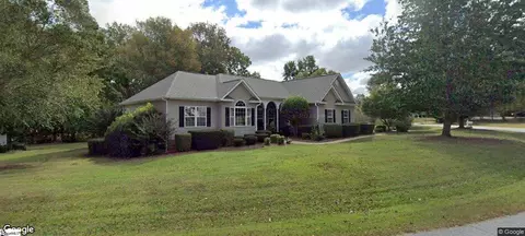 312 Green Oaks Rd, Greenwood, SC 29649