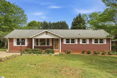 48 Montis Dr, Greenville, SC 29617