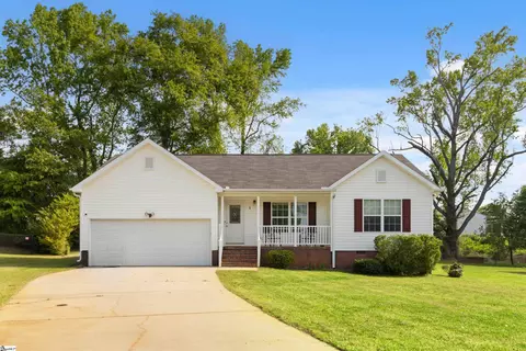 1 Sandalwood Ln, Greenville, SC 29611