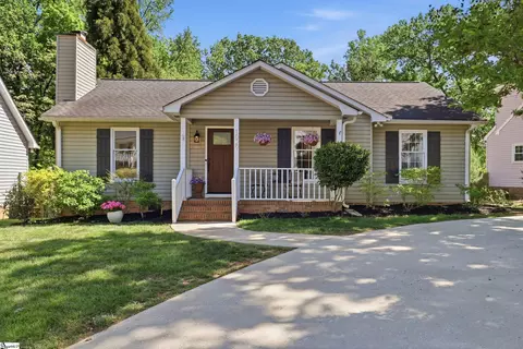 1029 Summit Dr, Greenville, SC 29609