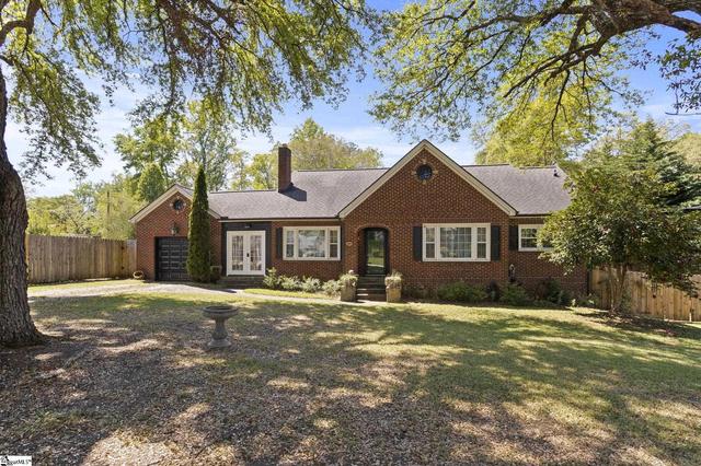 229 Florence St, Pickens, SC 29671