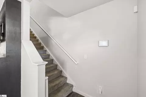 Entry Way - 259 Ralston Rd, Greer, SC 29651 photo 2 of 4
