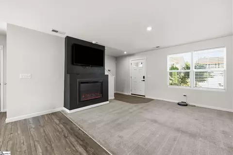 Living - 259 Ralston Rd, Greer, SC 29651 photo 3 of 5