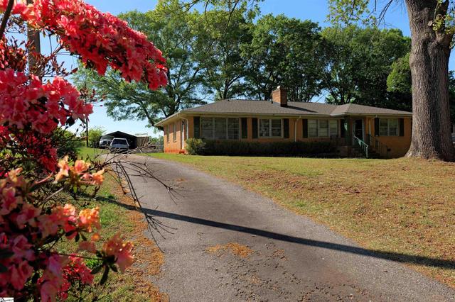303 Inman Rd, Lyman, SC 29365