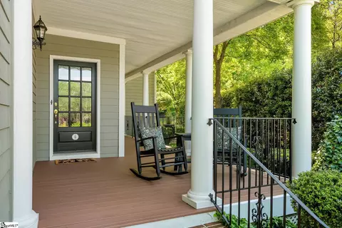 Exterior - 6 Sproughton Ct, Greer, SC 29650 photo 3 of 14