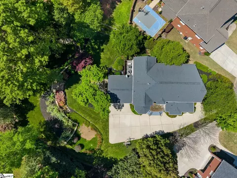 View/Area - 6 Sproughton Ct, Greer, SC 29650 photo 2 of 3