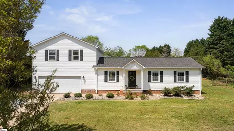 10300 Reidville Rd, Greer, SC 29651