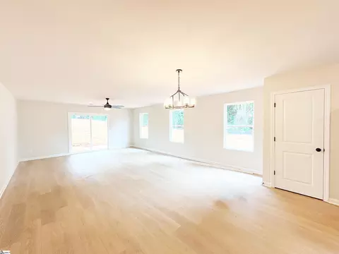 Living - 603 S Mountainview Rd #LOT 1, Greer, SC 29651 photo 4 of 4