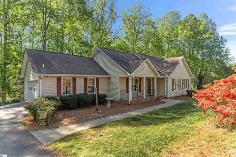 222 Pine Meadow Dr, Travelers Rest, SC 29690
