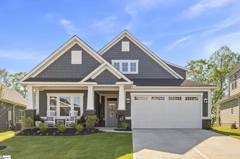 141 Yearling Dr, Fountain Inn, SC 29644
