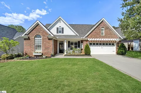 4 Brenleigh Ct, Simpsonville, SC 29680