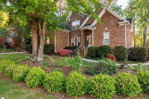 4 Oglethorpe Ct, Simpsonville, SC 29681