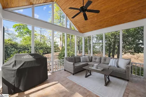 Exterior - 210 Rock Rd, Greer, SC 29651 photo 7 of 10