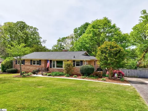 323 Pinehurst Dr, Mauldin, SC 29662 photo 2