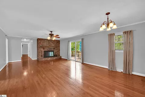 323 Pinehurst Dr, Mauldin, SC 29662 photo 6