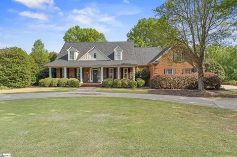 429 Waterford Point Dr, Boiling Springs, SC 29316