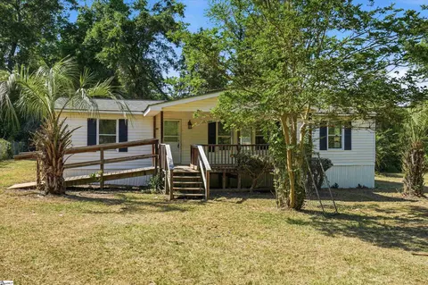 842 Links Ct, Orangeburg, SC 29115