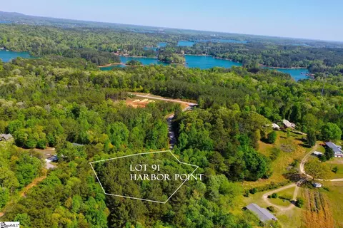 91 Harbor Pt, Seneca, SC 29672