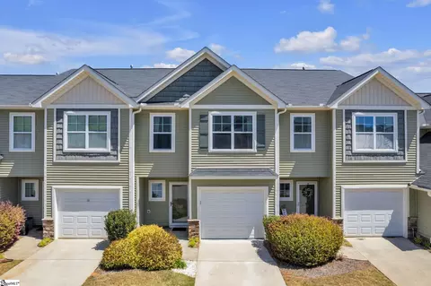 730 Elmbrook Dr, Simpsonville, SC 29681