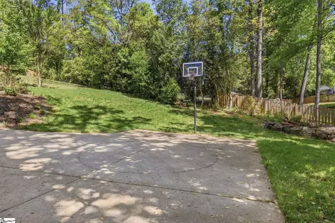 Exterior - 32 Wrenwood Ct, Greer, SC 29651 photo 11 of 11