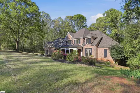 225 Ansonborough, Belton, SC 29627