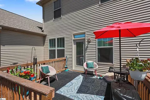 Exterior - 490 Vestry Pl, Moore, SC 29369 photo 6 of 7