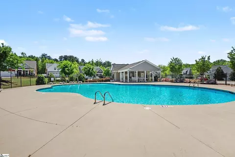 Exterior - 490 Vestry Pl, Moore, SC 29369 photo 3 of 7