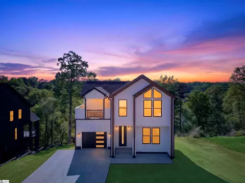 122 Current Dr, Greenville, SC 29611