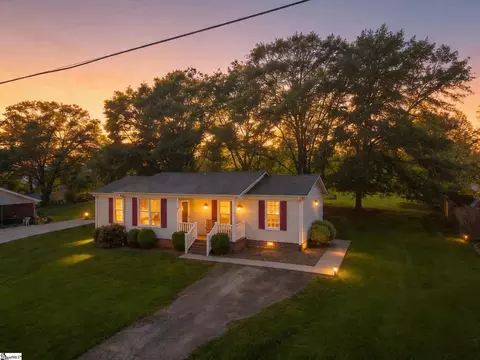 205 Cone Dr, Liberty, SC 29657