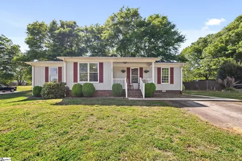 205 Cone Dr, Liberty, SC 29657