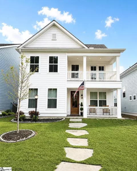 8 Toynbee Dr, Simpsonville, SC 29681