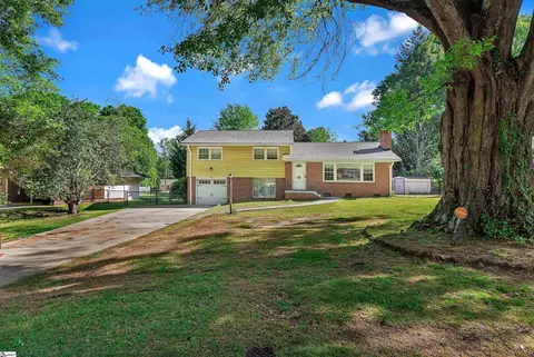 2506 Millgate Rd, Anderson, SC 29621