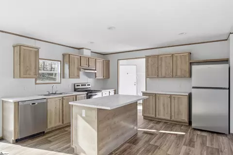116 Kinston Dr, Easley, SC 29640 photo 11