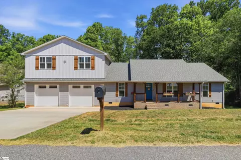 30 Lee St, Lyman, SC 29365
