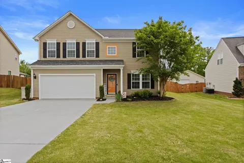 107 Castleton Cir, Boiling Springs, SC 29316