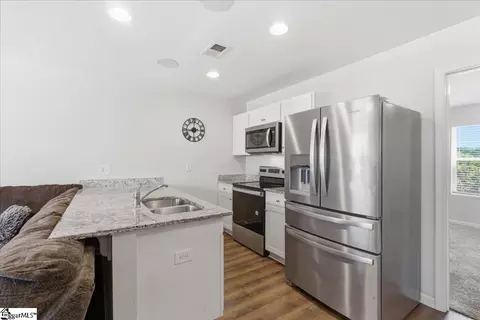 Kitchen - 125 Adger Rd, Pendleton, SC 29670 photo 1 of 1