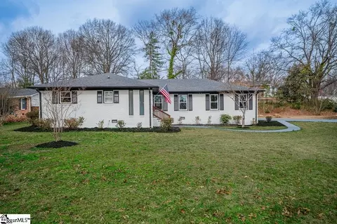 11 Confederate Cir, Taylors, SC 29687