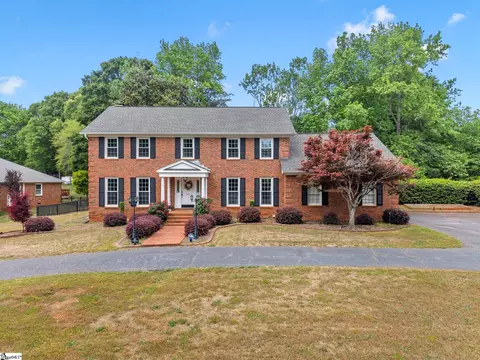 410 Thornhill Dr, Spartanburg, SC 29301