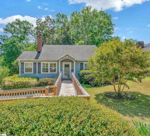 114 E Augusta Pl, Greenville, SC 29605