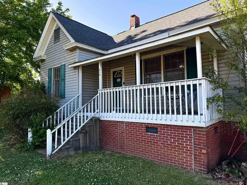 210 Anderson St, Piedmont, SC 29673