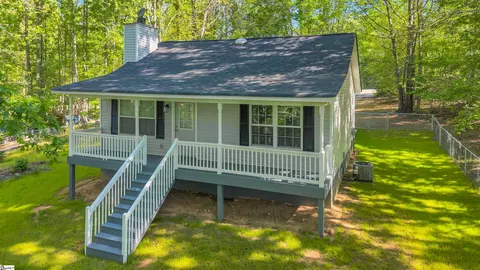425 Cochise Dr, Waterloo, SC 29384