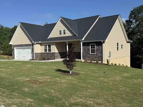 711 Hidden Falls Dr, West Union, SC 29696