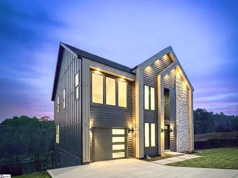 124 Current Dr, Greenville, SC 29611